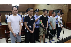 蒲县讨债公司如何把握上门催款的时机